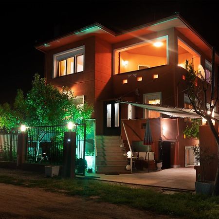 Villa The House Dimitra Nea Fokaia Exterior foto
